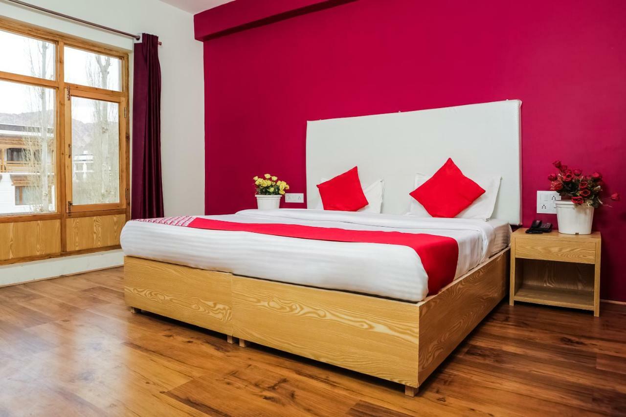 Oyo 37004 City Heart Guest House Leh Exteriör bild